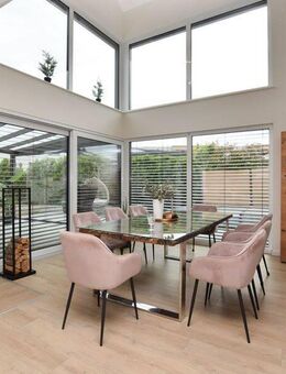 Elegantes Einfamilienhaus mit Pool auf höchstem Niveau! - Vechelde