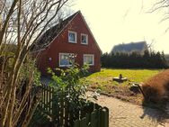 Wohnhaus für Handwerker in ruhiger, dörflicher Lage - unweit der niederländischen Grenze - Bunde