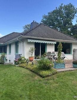 Hamburg Rissen: Gepflegter Bungalow mit schönem Grundstück in attraktiver Lage Ausbaureserve - Hamburg