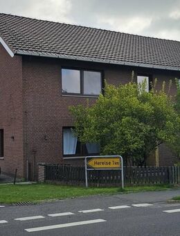 Gut vermietetes 2-Familenhaus zu verkaufen! Mit Garagen! Laufend modernisiert! - Sulingen