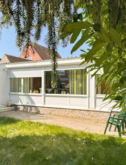 Charmanter Bungalow mit Ausbaureserve und Neubaupotenzial in zentraler Lage unweit vom Binnensee - Heiligenhafen