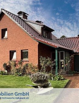 Solides Zuhause mit Herz und Potenzial - Einfamilienhaus mit Garten und Garage - Emden