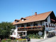 Dachterrrassenwohnung - charmant und hochwertig mit Blick ins Grüne - Waldkirchen