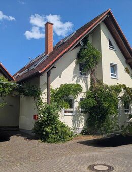 Haus in außergewöhnlicher Lage und Ausstattung - Bornheim (Landkreis Südliche Weinstraße)