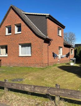Solides Einfamilienhaus mit Garage in Krusenbusch - Oldenburg