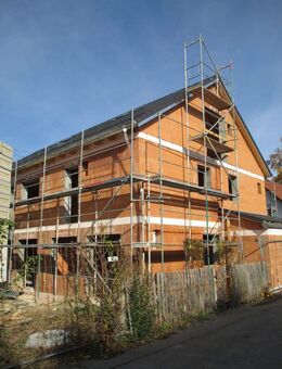 GIS IMMOBILIEN - Neubau, 3 Reihenhäuser in hochwertiger Bauausführung! - Landshut