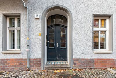 Im Szenekiez: *2-Zimmer-Gründerzeit-Wohnung* mitten in Fhain - mit Balkon - PROVISIONSFREI