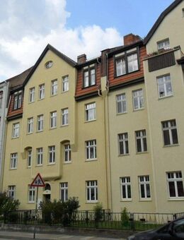 2 Raum Etagenwohnung mit Einbauküche & Tageslichtbad - Görlitz