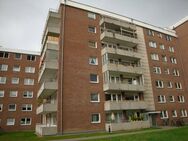 4-Zi.-Eigentumswohnung m. zwei Balkonen, Fahrstuhl und TG-Stellplatz in Lübeck-St. Jürgen (Nähe Uni) - Lübeck