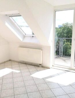 !! toller Weitblick, 3-Zimmer-Dachgeschosswohnung mit Balkon im Stadtteil / Schlosschemnitz !! - Chemnitz