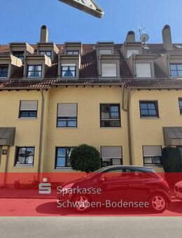 Attraktive 2-Zimmer-Maisonette-Wohnung mit Balkon und TG-Stellplatz in gepflegter Wohnanlage - Augsburg