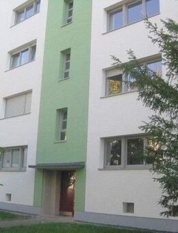 Top ! Sanierte/Renovierte 4-Zimmer Wohnung in Stadtlage anmietbar 01.02.2026 - Frankfurt (Main)