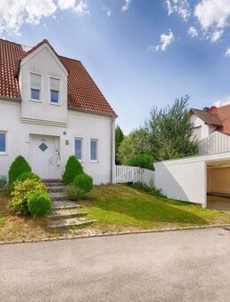 Geräumige Doppelhaushälfte mit Kamin, Echtholzdielen und großem Garten zu verkaufen - Mainburg