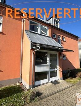 Einziehen und wohlfühlen! - Dachgeschosswohnung mit TG-Stellplatz in 97616 Bad Neustadt/Brendlorenzen - Bad Neustadt (Saale)