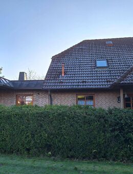 Drei in Einem - Zwei schöne Einfamilienhäuser nebst Einliegerwohnung in Kappeln/Kopperby - Kappeln (Schleswig-Holstein)