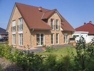 Traumhaft nordisch, 3 KiZi, Arbeitszi, auf Ihrem vorh. Grundstück in Schönberg - Baubeginn sofort möglich - Schönberg (Holstein)