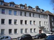 RS-Innenstadt, Martin-Luther-Straße, renovierte 3 Zimmer, KDB, Balkon, Hochpaterre - Remscheid