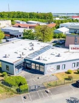 IMMOBERLIN.DE - 15,9 fach! Modernisierte Gewerbeimmobilie im Preußenpark bei der B101 - Ludwigsfelde