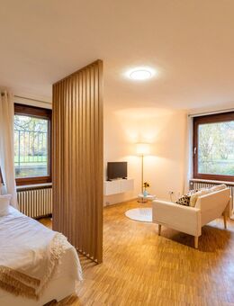 Traumhaftes vollmöbliertes Apartment mit Garten mitten in Esslingen - Esslingen (Neckar)