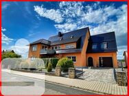 Markt Bibart - leerstehendes Zweifamilienwohnhaus mit drei Garagen - Markt Bibart