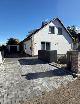 Aufwendig renoviertes Einfamilienhaus in Heide / OT Süderholm - Heide