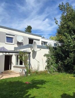 Gepflegtes Reihenmittelhaus mit Garage und Einbauküche in Ingolstadt Südwest - Ingolstadt