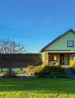 Mehrgenerationenhaus autark, Homeoffice und Bauland - Bissingen
