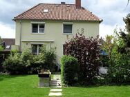 Freistehendes Einfamilienhaus mit traumhaftem Garten und viel Platz zum Erholen - Wolfenbüttel
