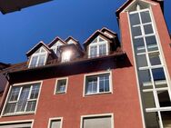 VS-Villingen, Altstadt, Traumwohnung! 5-Zi.Maisonette-Whg.152 qm. XL-Terrasse, 2 TG, EBK - sehr komfortabel! Ab 01.07.2025 - Villingen-Schwenningen