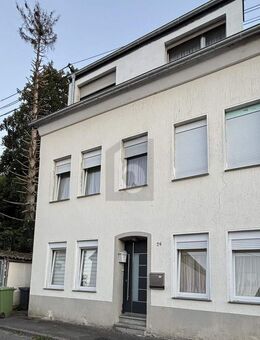 EIN ZUHAUSE MIT ERWEITERUNGSPOTENZIAL - Eitorf