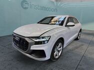 Audi Q8, 55 TFSIe Q 2x S LINE LM21, Jahr 2021 - München