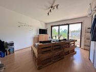 1-Zimmer-Apartment mit großem Balkon und Stellplatz in Coburg - Coburg