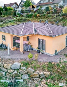 Neuer Bungalow mit fantastischer Aussicht - Oppenau