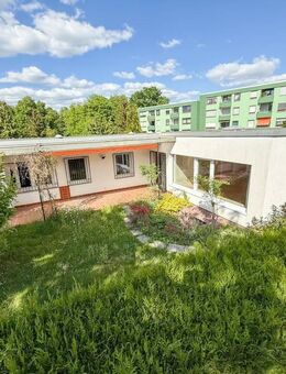 Attraktiver Winkel-Bungalow in ruhiger Lage von Schwalbach! - Schwalbach (Taunus)