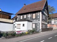 Wohnhaus mit Nebengebäude, Garage und Gartenhaus - Bad Salzungen