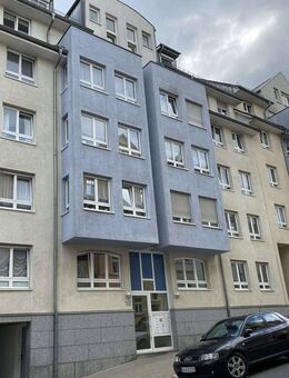 helle, geräumige und praktisch geschnittene 3-Raum-Wohnung mit Terrasse - Auerbach (Vogtland)