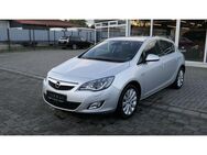 Opel Astra J Innovation BiXenon/Alu/Teilleder/Tempoma - Adelheidsdorf