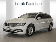 VW Passat Variant 2.0 TDI DSG Business-Navi*AHK*Kam - Schwerte (Hansestadt an der Ruhr)