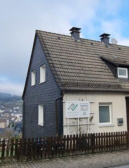 Schnuckeliges Einfamilienhaus mit Garage und großem Grundstück in bevorzugter Wohnlage - Neuenrade