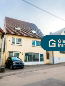 Tolles Haus mit neu sanierten Wohnungen und großer Fläche - Stuttgart