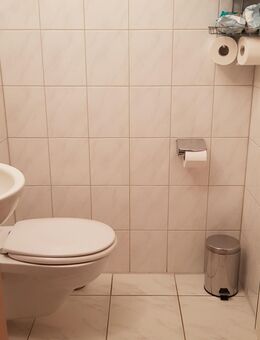 Gepflegte 3,5-Zimmer-Erdgeschosswohnung mit Gartenanteil in Oberboihingen- - Oberboihingen
