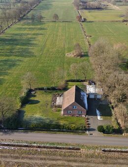 Älteres Einfamilienhaus in traumhafter Stadtrandlage mit Blick über Wiesen und Felder - Leer (Ostfriesland)