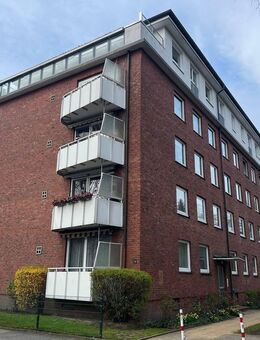 Vermietete 3 - Zimmer – Eigentumswohnung in schöner Lage von Uhlenhorst, direkt am Mundsburg-Kanal - Hamburg