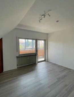 JACKPOT! Maisonette, Garten, Garage, EBK - alles da, sofort frei! - Markt Einersheim