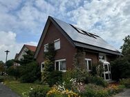 Charmantes Ein- bis Zweifamilienhaus in Wadersloh-Diestedde mit Doppelgarage und PV-Anlage! - Wadersloh