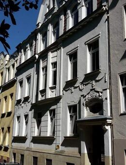 Großzügige Altbauwohnung in Jugendstilvilla - Greiz