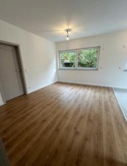 ! Neubau - EG Wohnung mit großer Terrasse und Gartenanteil ! - Berlin