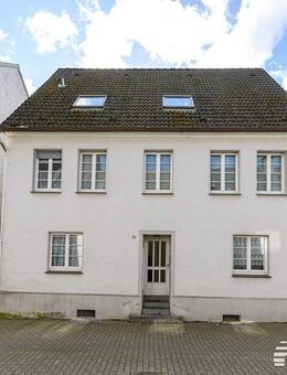 Gepflegtes Mehrfamilienhaus + Lagerhalle/Garage - zentrale Lage - - Breckerfeld (Hansestadt)