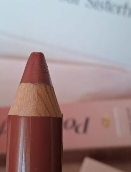 ZOEVA Pout Perfect Lipstick Pencil (Melanie) mit Spitzer - Halle (Saale)