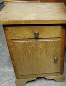 Antiker Nachttisch in 73087